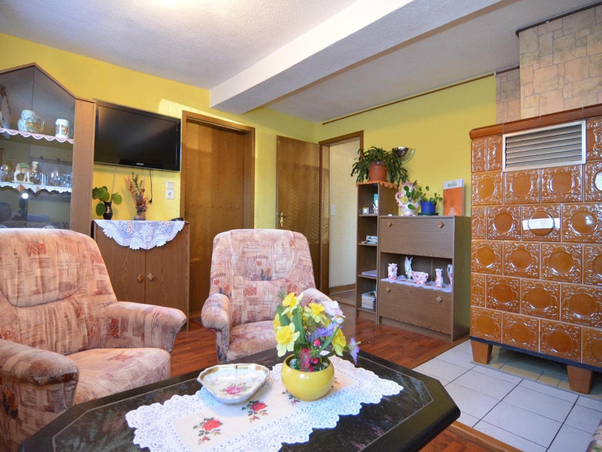 Holiday Home With Garden ノイシュタット・アム・レンシュタイク エクステリア 写真