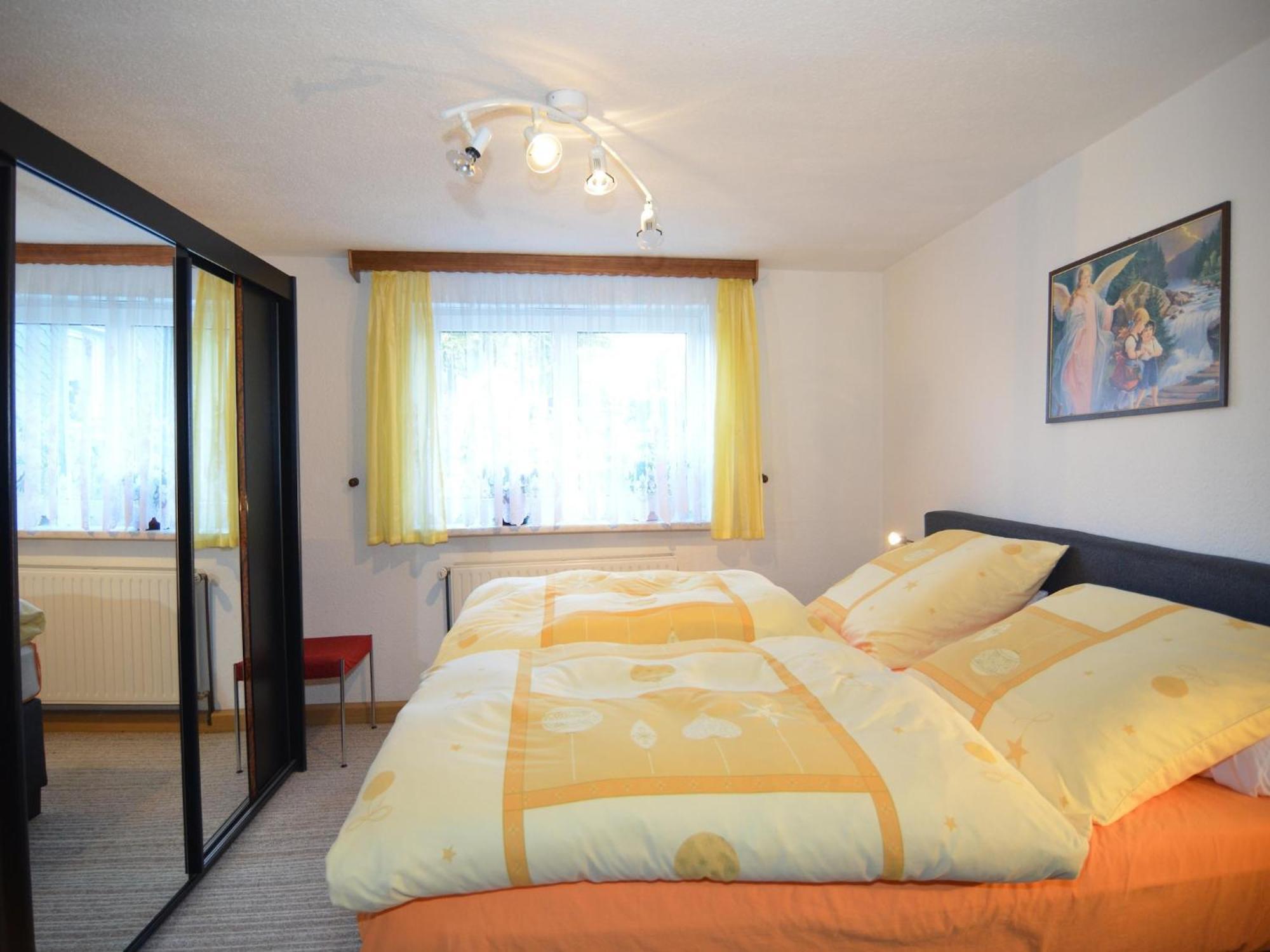 Holiday Home With Garden ノイシュタット・アム・レンシュタイク エクステリア 写真