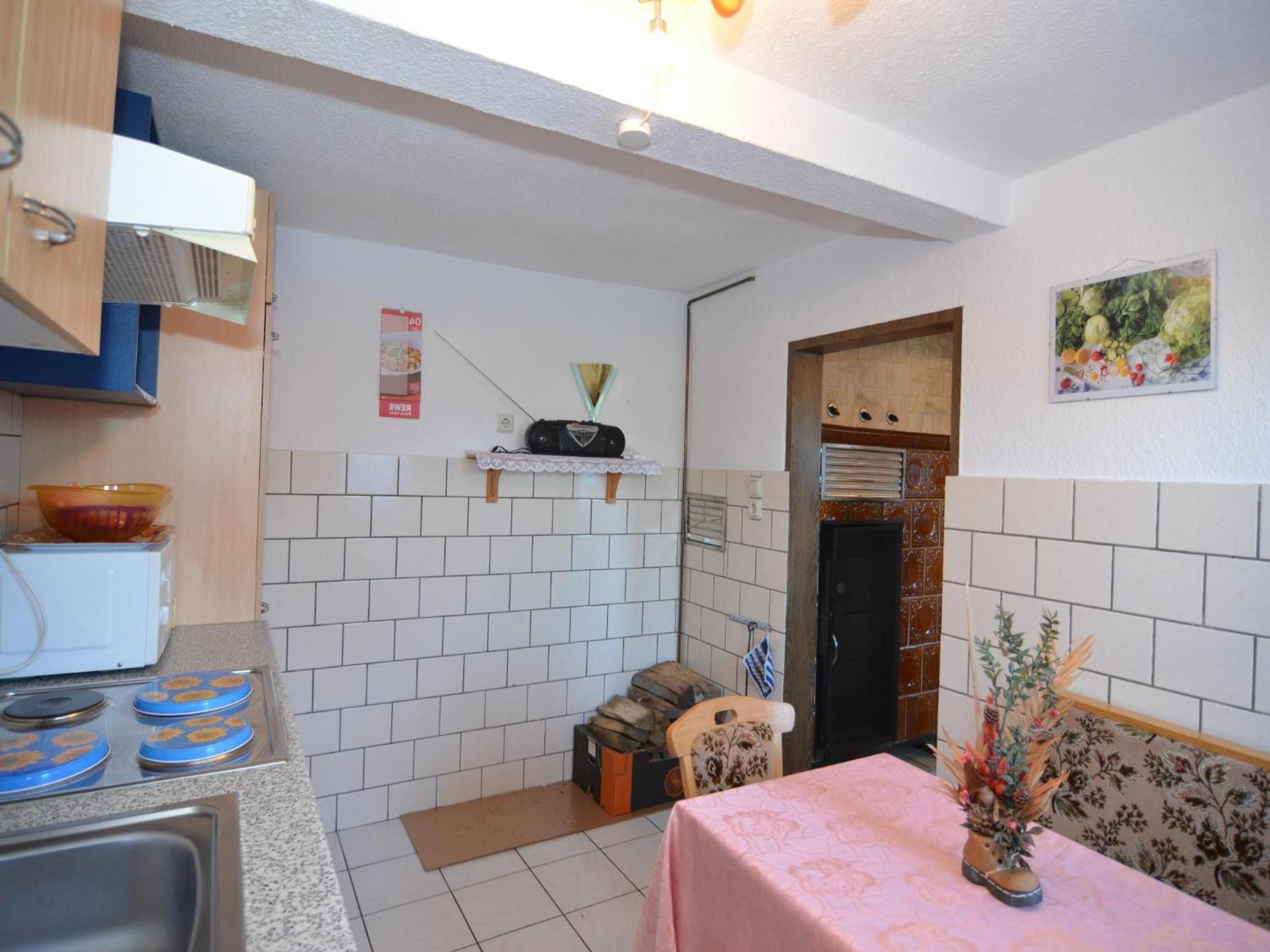 Holiday Home With Garden ノイシュタット・アム・レンシュタイク エクステリア 写真